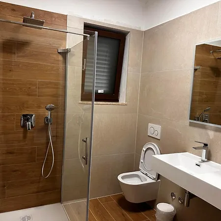 Robi 2 * Rovinj