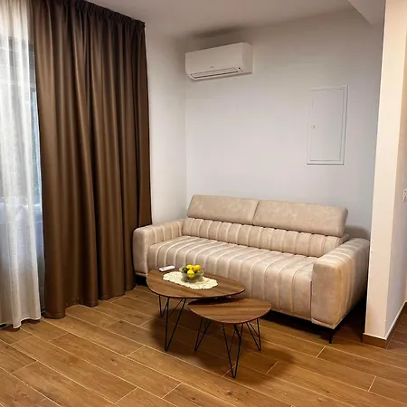 Robi 2 Apartment *