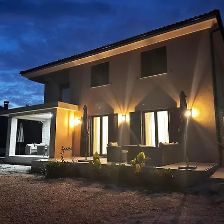 Robi 2 Apartamento *